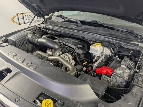Used 2020 RAM 1500 Laramie AWD/4WD image 35