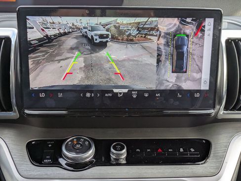 New 2025 Ford Expedition Max Platinum w/ Driver's Package AWD/4WD image 19