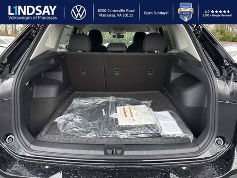 New 2026 Volkswagen Tiguan S image 10