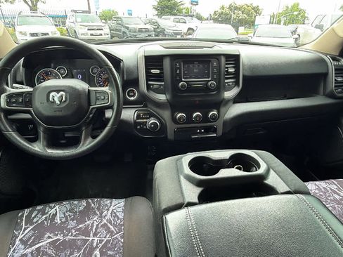 Used 2020 RAM 1500 Tradesman AWD/4WD image 18