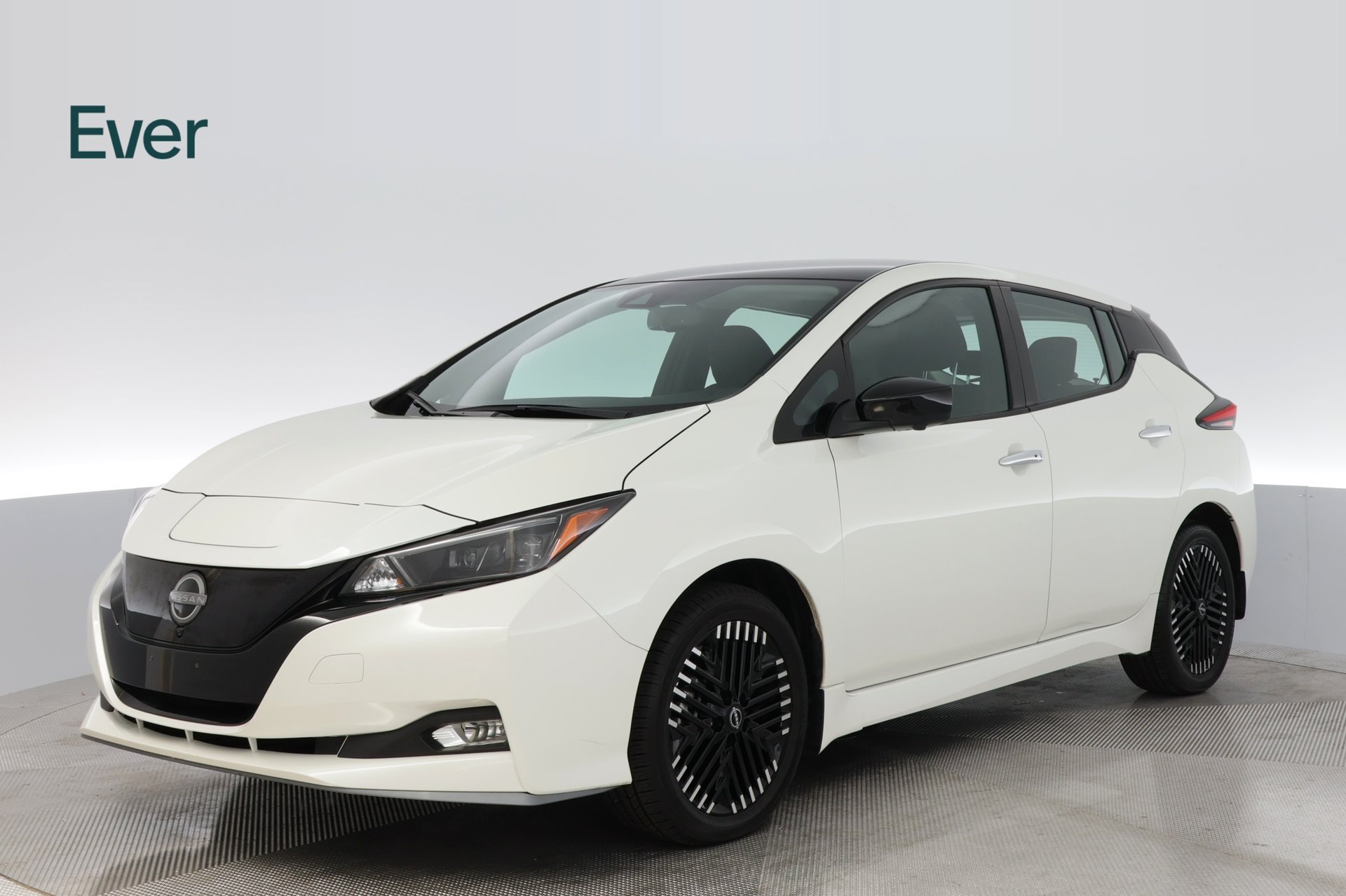Used 2024 Nissan Leaf SV Plus FWD image 2