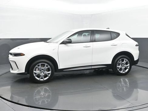 New 2025 Dodge Hornet R/T AWD/4WD image 2