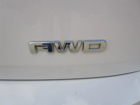 Used 2021 GMC Terrain SLE w/ Driver Convenience Package AWD/4WD image 35