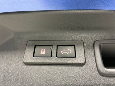 Used 2026 Subaru Forester Premium AWD/4WD image 37