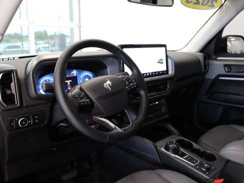 Used 2025 Ford Bronco Sport Badlands w/ Badlands Tech Package AWD/4WD image 13