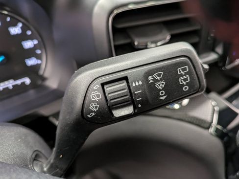 Used 2022 Ford Explorer ST-Line w/ Class IV Trailer Tow Package image 17