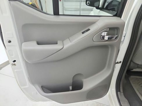 Used 2019 Nissan Frontier SV w/ Value Truck Package RWD image 31