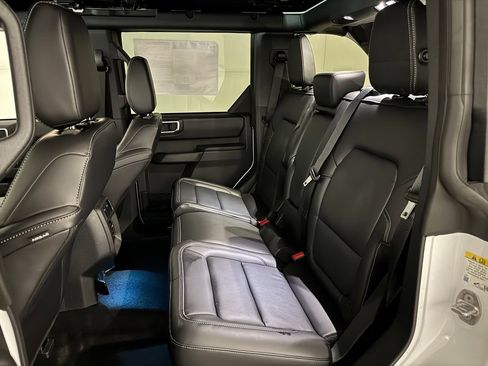 New 2026 Ford Bronco Outer Banks AWD/4WD image 15