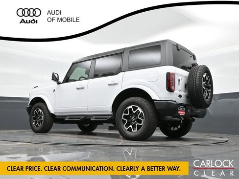 Used 2024 Ford Bronco Outer Banks image 38