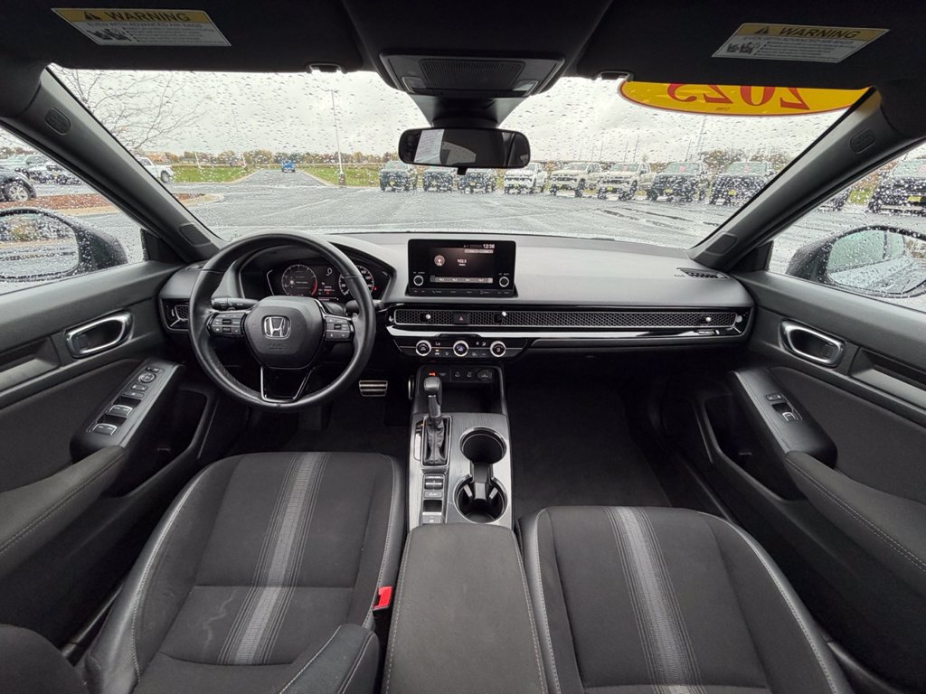 Used 2025 Honda Civic Sport image 28