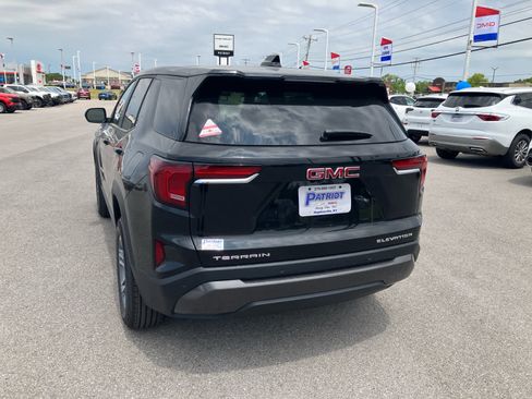 New 2026 GMC Terrain Elevation FWD image 6