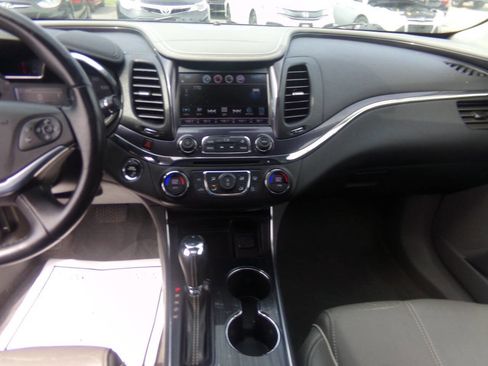 Used 2016 Chevrolet Impala LTZ image 26