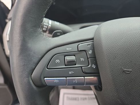 Certified 2025 Cadillac XT4 Premium Luxury w/ Technology Package image 18