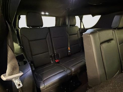 Used 2023 GMC Yukon XL Denali w/ Denali Reserve Package image 28