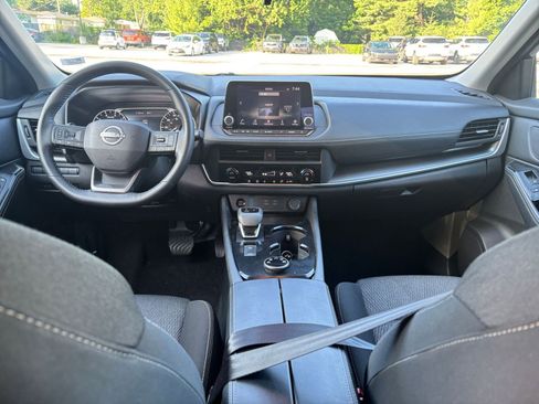 Used 2025 Nissan Rogue SV AWD/4WD image 35