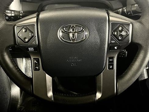 Used 2019 Toyota Tacoma TRD Sport w/ Technology Package image 32