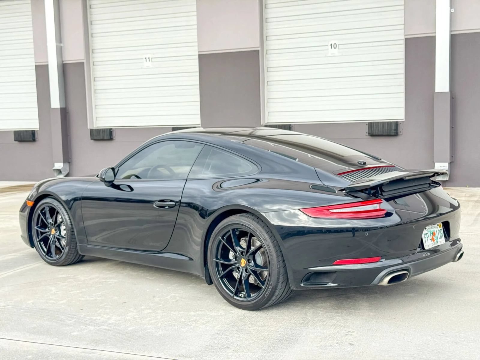 Used 2017 Porsche 911 Carrera RWD image 5