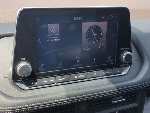 Used 2023 Nissan Rogue SV FWD image 24