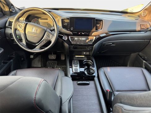 Certified 2023 Honda Ridgeline Black Edition image 15
