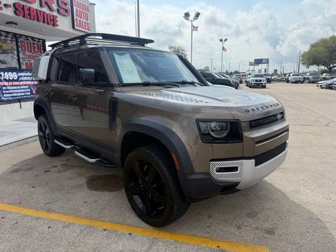 Used 2020 Land Rover Defender 110 First Edition image 3