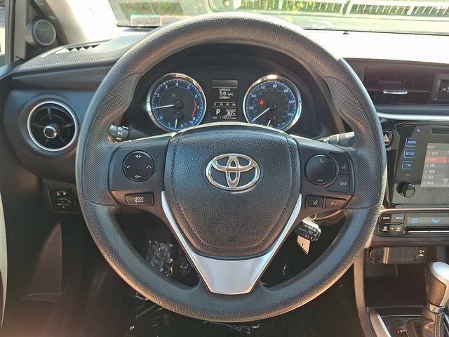 Used 2018 Toyota Corolla LE FWD image 18