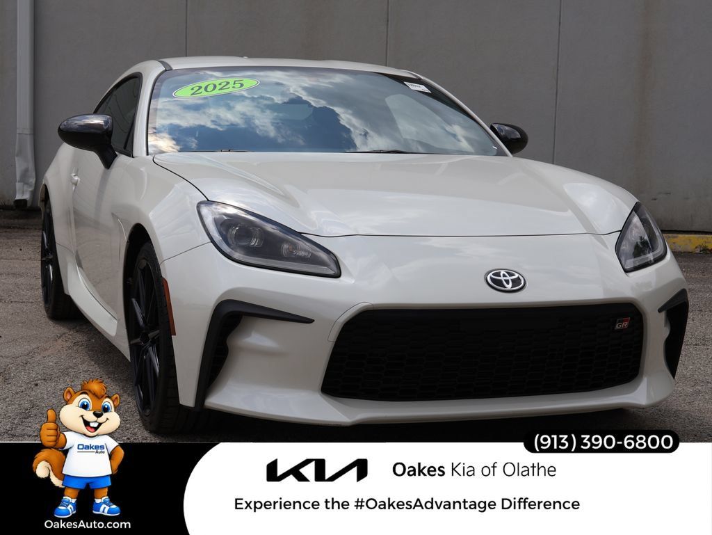 Used 2025 Toyota GR86 Premium w/ ALL Weather Mat Package (TMS) RWD image 1