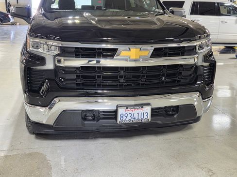 Used 2024 Chevrolet Silverado 1500 LT w/ Protection Package image 9