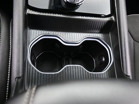 Used 2024 Jeep Grand Cherokee L Altitude image 29