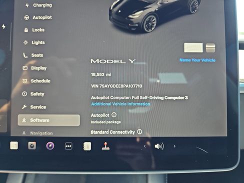 Used 2023 Tesla Model Y Long Range image 20