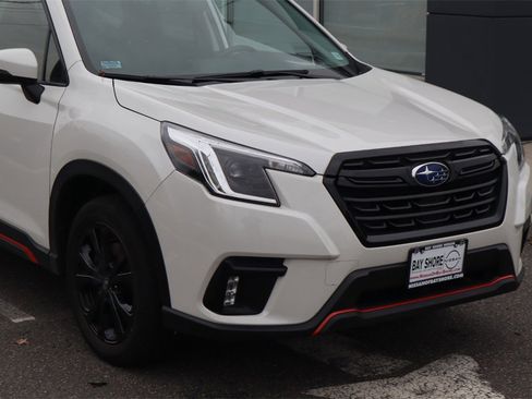Used 2023 Subaru Forester Sport image 4