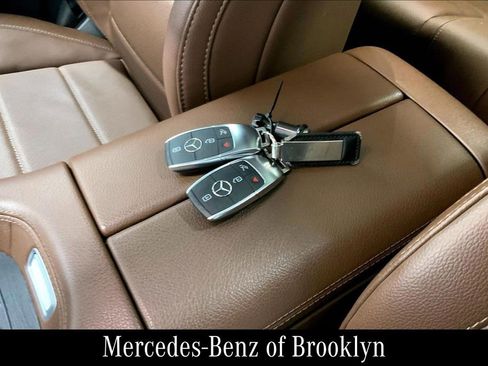 Used 2024 Mercedes-Benz GLE 350 4MATIC image 15