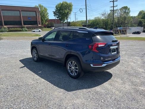 Used 2022 GMC Terrain SLT w/ Tech Package AWD/4WD image 33