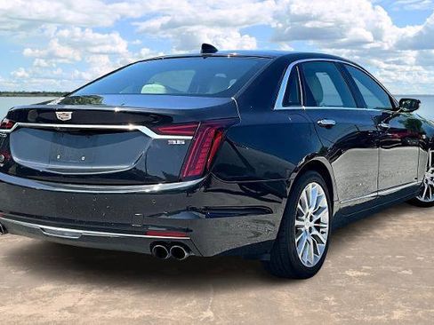 Used 2019 Cadillac CT6 Luxury w/ Driver Awareness Package image 6