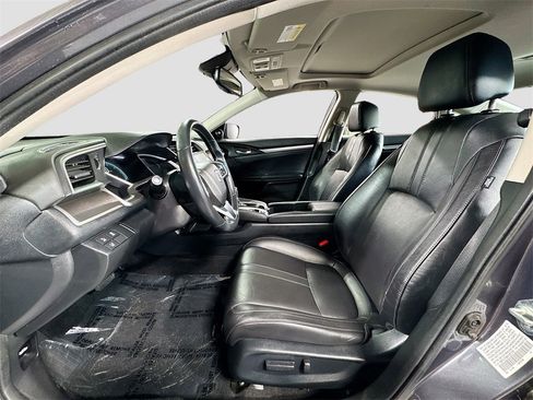 Used 2017 Honda Civic Touring image 12