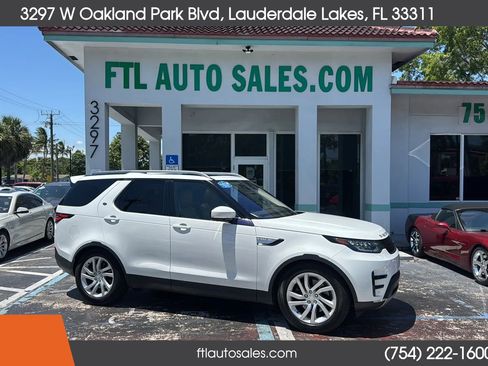 Used 2017 Land Rover Discovery HSE AWD/4WD image 11