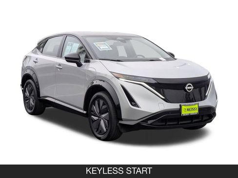 Used 2024 Nissan Ariya AWD image 2