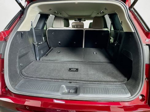 Certified 2026 INFINITI QX60 Luxe w/ Cargo Package AWD/4WD image 33