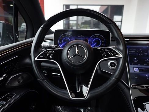 Used 2023 Mercedes-Benz EQS 450+ SUV image 21