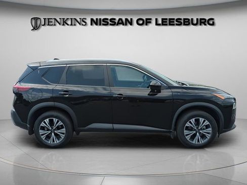 Certified 2023 Nissan Rogue SV w/ SV Premium B Package AWD/4WD image 3