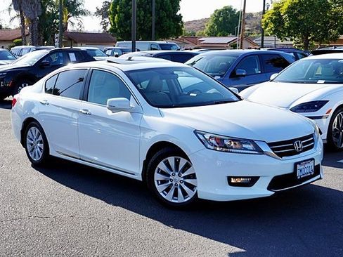 Used 2015 Honda Accord EX image 3