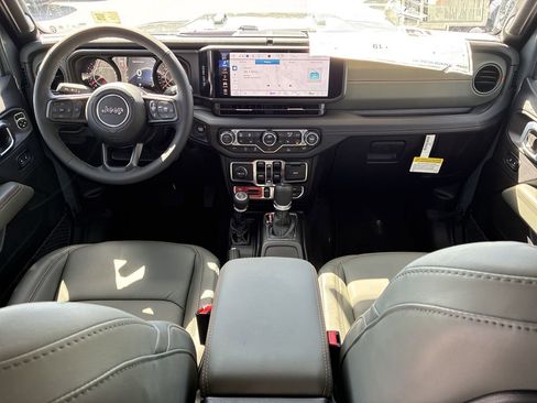 New 2026 Jeep Gladiator Mojave AWD/4WD image 15