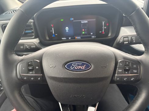 Used 2025 Ford Maverick XLT w/ XLT Luxury Package FWD image 11