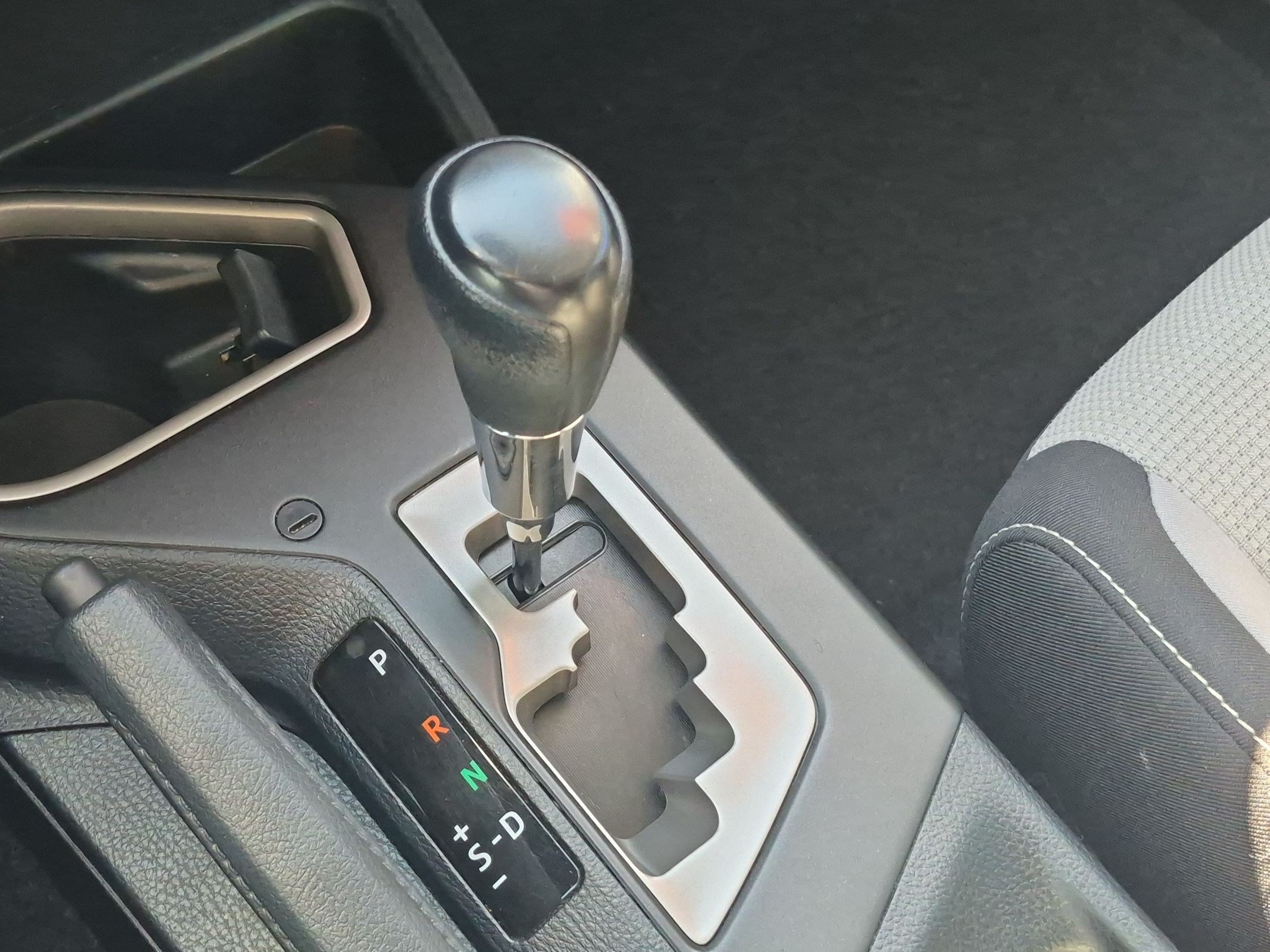 Used 2018 Toyota RAV4 XLE AWD/4WD image 23