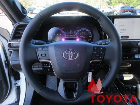 New 2026 Toyota Crown Signia Limited image 11