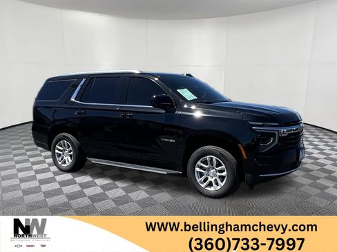 Used 2025 Chevrolet Tahoe LT AWD/4WD image 1