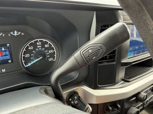 Used 2024 Ford F350 XLT AWD/4WD image 23
