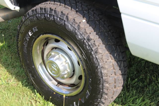 Used 2001 Dodge Ram 2500 Truck 4x4 Quad Cab image 22