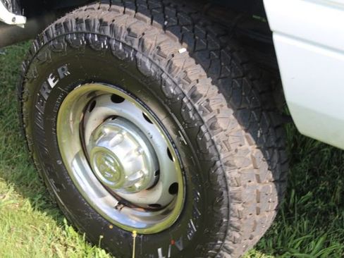 Used 2001 Dodge Ram 2500 Truck ST image 22