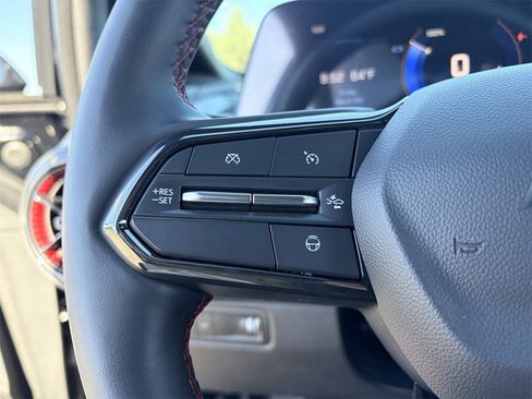 Used 2024 Chevrolet Equinox EV RS image 21