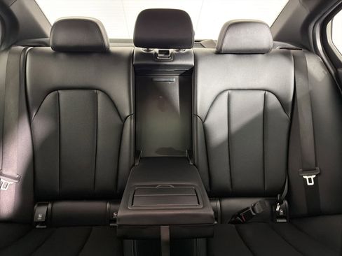 Certified 2025 BMW 330i Sedan RWD image 29